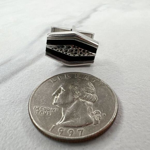 Vintage Silver Tone and Black Single Cufflink - Picture 2 of 5